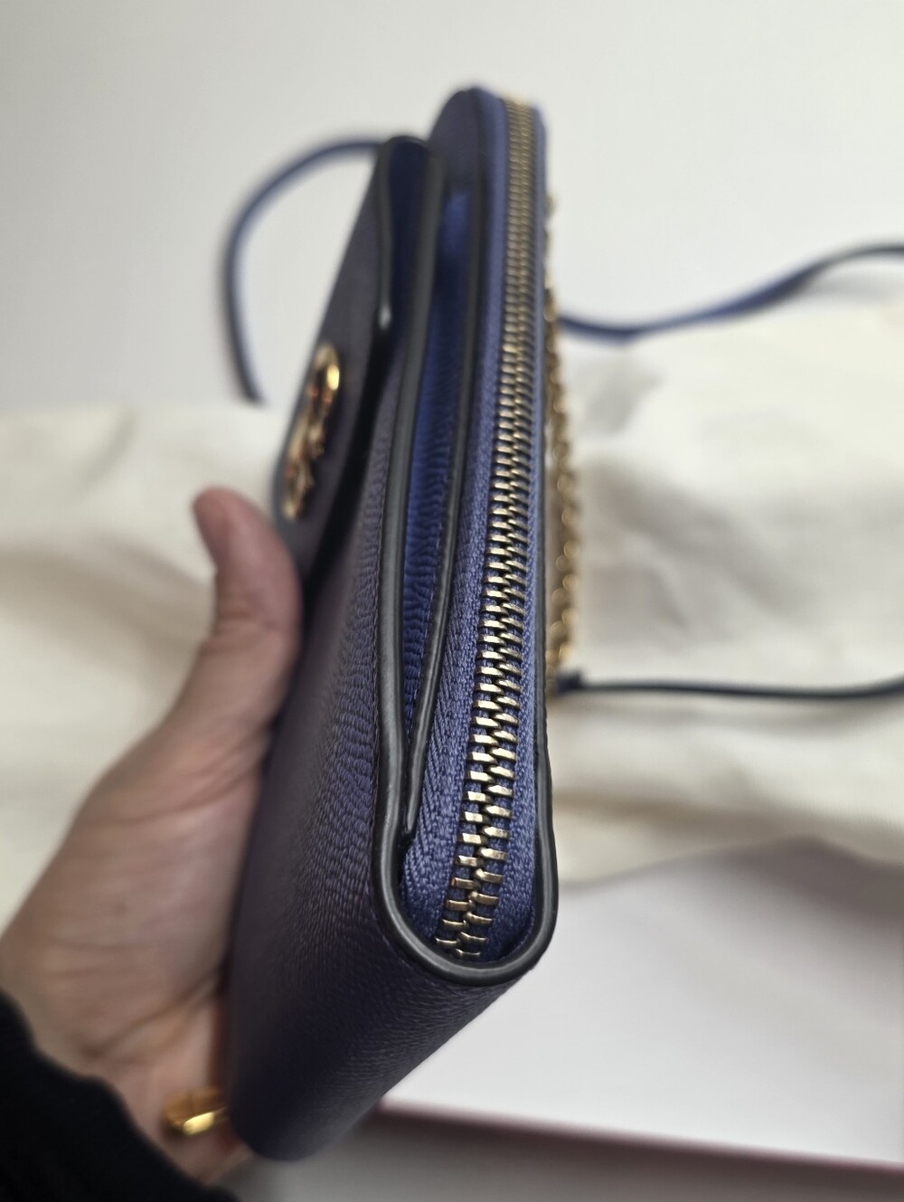 Ferragamo Gancini Leather Crossbody Bag - Picture 9 of 12